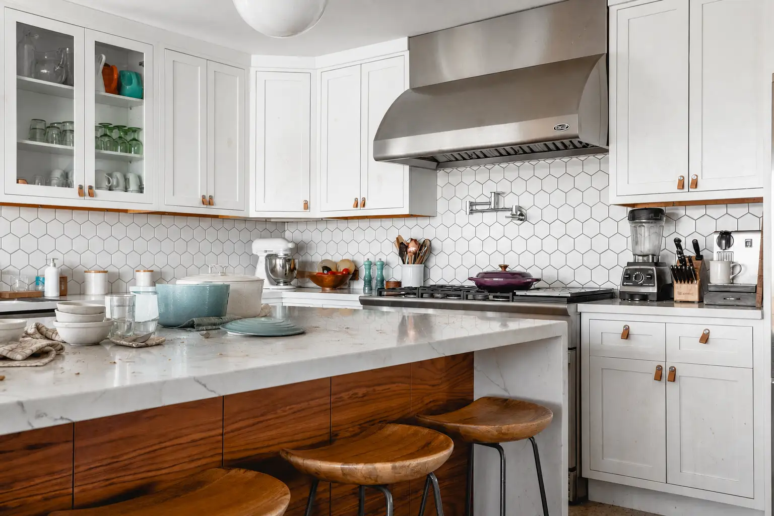 Kitchen before professional cleaning